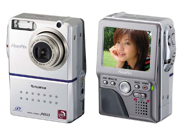 想像を超えての ビデオカメラ FUJI FILM FinePix FINEPIX M603 ビデオ ...