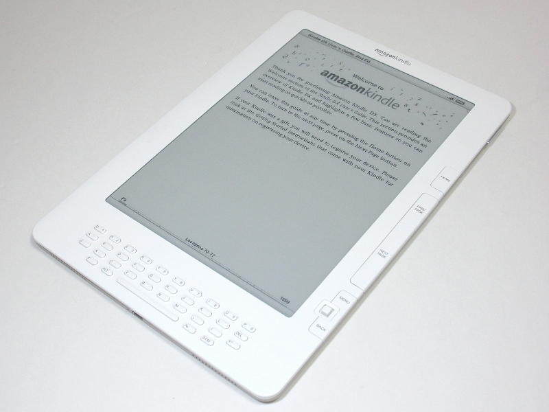 Kindle(��)�̓d�q�y�[�p�[�ƁAiPad�̉t����ʂ́A���ꂼ������Ă���p�r���قȂ�