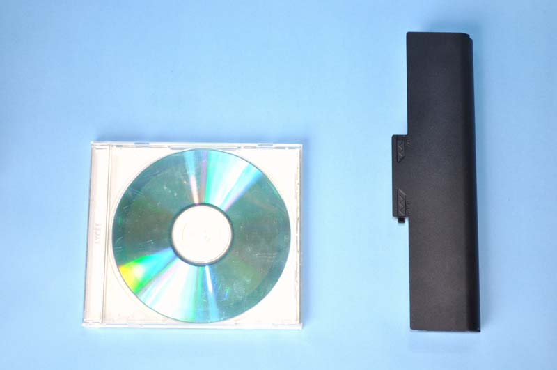 CD�P�[�X(��)�ƃo�b�e���̃T�C�Y��r