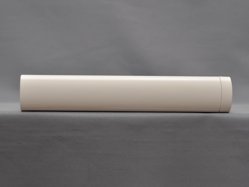 좌측면.  측면은 곡면으로되어있다