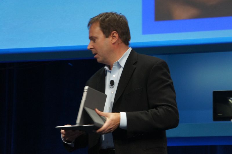 Acer의 Aspire 시리즈 정제, Y 프로세서를 채용하고있다