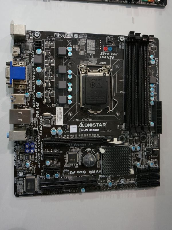 BIOSTAR가 전시 한 Intel H87 탑재 microATX 메인 보드 