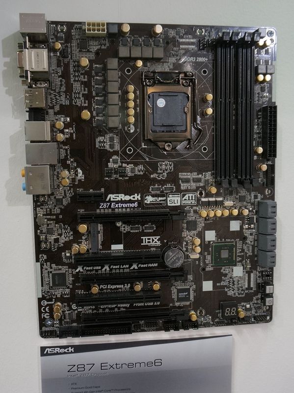 ASRock의 Intel Z87 탑재 ATX 메인 보드 