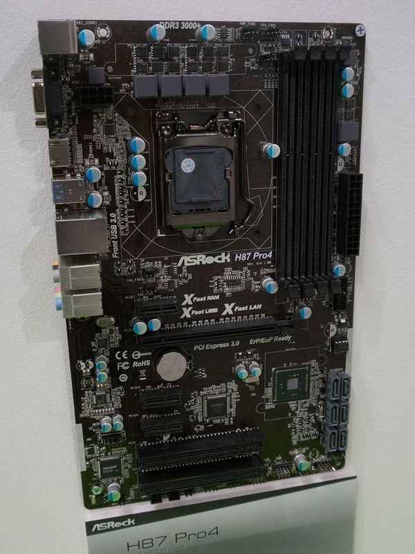 ASRock의 Intel H87 탑재 ATX 메인 보드 