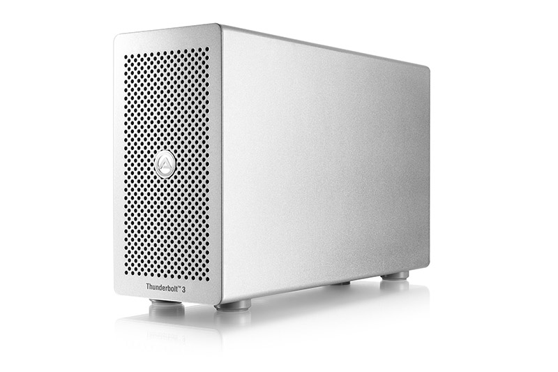 未開封　Thunderbolt 3/4&USB4対応 PCIe拡張ボックス 01.jpg