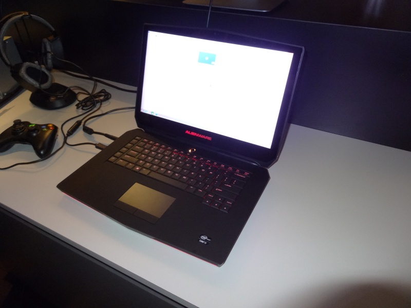 イベントレポート】Dell、GTX 980M搭載のゲーミングノートALIENWARE 15