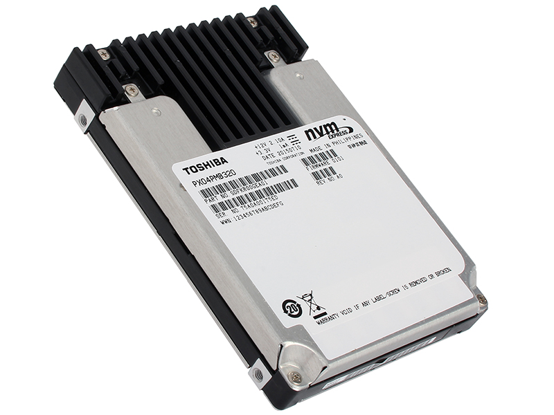 東芝、NVMe対応の2.5型/M.2 SSDなど3種 ～HHHLタイプはリード最大3,250