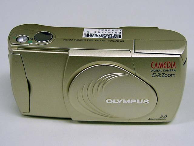 オリンパス、実売3万円のコンパクトデジカメ