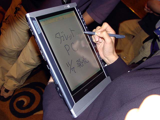 マイクロソフト、Windows XP Tablet PC Editionを日米同時発売