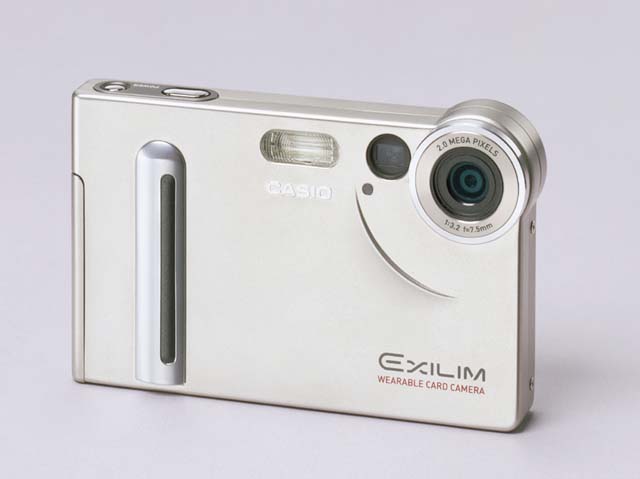 カシオ、薄型デジカメ「EXILIM」に200万画素モデル