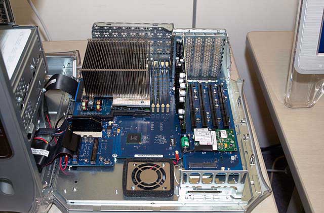 Apple PowerMac G4 M8705J/A G4-800MHz RADEON 7500 OS 10.2 