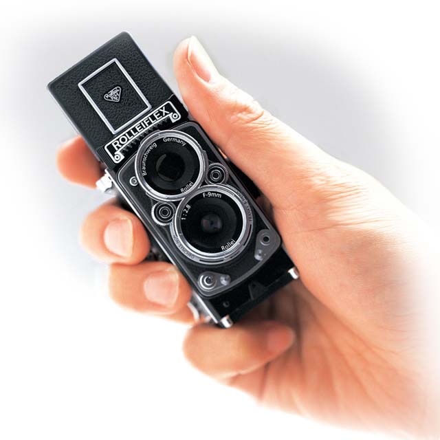 ローライタイプのミニチュアデジカメ「MiniDigi」