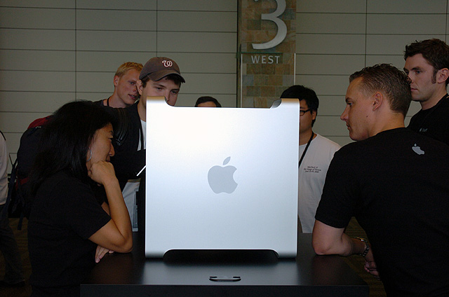 WWDC 2006でXeon搭載のMac Proが登場