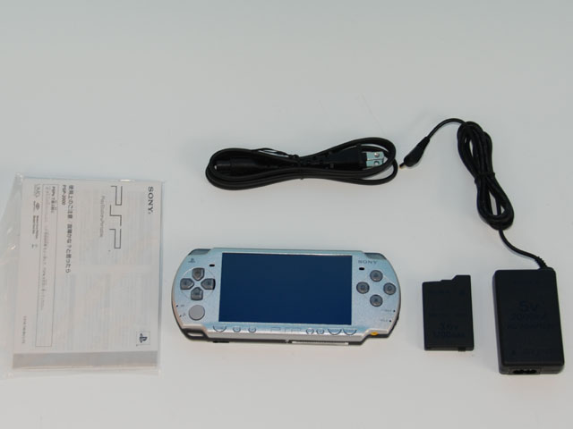 新型PSP「PSP-2000」ファーストインプレッション