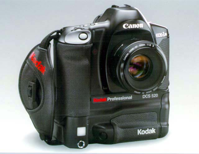 コダック、EOS-1Nベースの200万画素デジタルカメラ