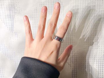 グッチ、健康管理ができるスマートリング「Oura Ring」とのコラボモデル - PC Watch