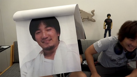 やじうまpc Watch 痩せた梅原最強説始まる 梅原選手ストリートファイターvで2大会連続の優勝 Pc Watch