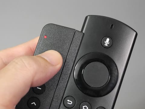やじうまミニレビュー Amazon Fire Tvのリモコンに音量ボタンを追加できる Sideclick Remotes 複数台のリモコンを1つに集約可能 Pc Watch