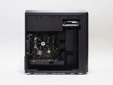 Hothotレビュー マウス 新筐体となった G Tune Nextgear Micro ゲーミングらしからぬフラットデザインでも中身は紛れもなくゲーミングpc Pc Watch