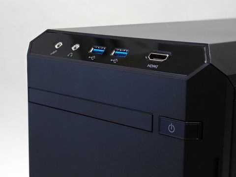Hothotレビュー マウス 新筐体となった G Tune Nextgear Micro ゲーミングらしからぬフラットデザインでも中身は紛れもなくゲーミングpc Pc Watch