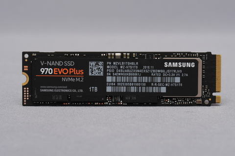 set a fire Catastrophic sing レビュー】Samsung、前モデルから50%以上高速化したM.2 SSD「970 EVO Plus」 - PC Watch