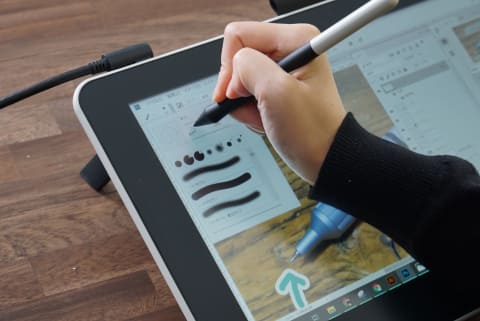 Hothotレビュー ワコムから4万円の液タブ Wacom One 登場 早速を使ってレビューしてみた Pc Watch