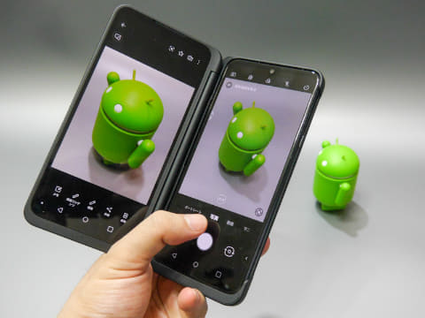 山口真弘の電子書籍タッチアンドトライ 左右の画面でコミック見開き表示は可能 2画面スマホ Lg G8x Thinq で電子書籍を試す Pc Watch