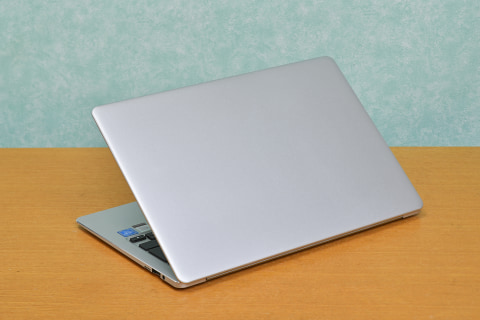 Pr 3万円パソコン とは思えない品質に注目 Galleria ドスパラを手がけるサードウェーブが作った激安ノートの新定番 フルhd液晶 指紋認証センサー搭載など機能も充実 Pc Watch