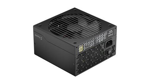 【ニュース・フラッシュ】Fractal Design、フルプラグイン式で奥行き150mmの電源 - PC Watch