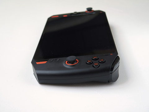 Hothotレビュー 8 4型 大画面 の衝撃 ポータブルwindowsゲーム機 Onexplayer を試す Pc Watch