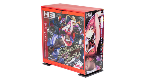 エルザ、VTuber宝鐘マリンとのコラボデザインを全面に施したミドル