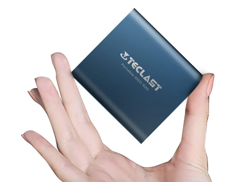 本日みつけたお買い得品 Amazonにて Usb 3 1接続の耐衝撃ポータブルssdが15 オフ Pc Watch 本日みつけたお買い得品 Amazonにて Usb 3 1接続の耐衝撃ポータブルssdが15 オフ Pc Watch
