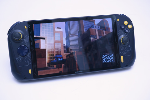 AOKZOE A1 16/512GB ポータブルゲーミングPC PC短評】大きい！速い！握りやすい！8型ポータブルゲーミングPC