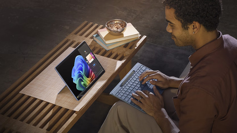 Surface Pro用の新型無線キーボードは8万円に - PC Watch