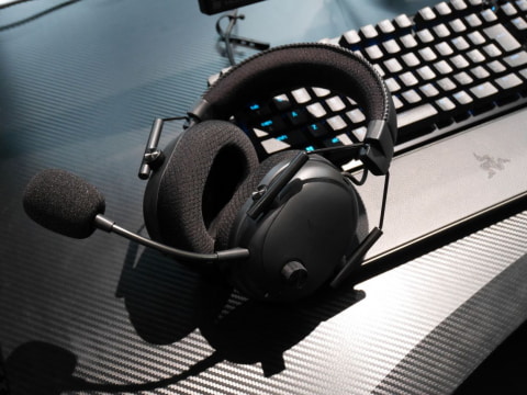 Razer BlackShark Pro ゲーミングヘッドセット Razer ゲーミングヘッドセット Razer BlackShark V2 X｜RZ04