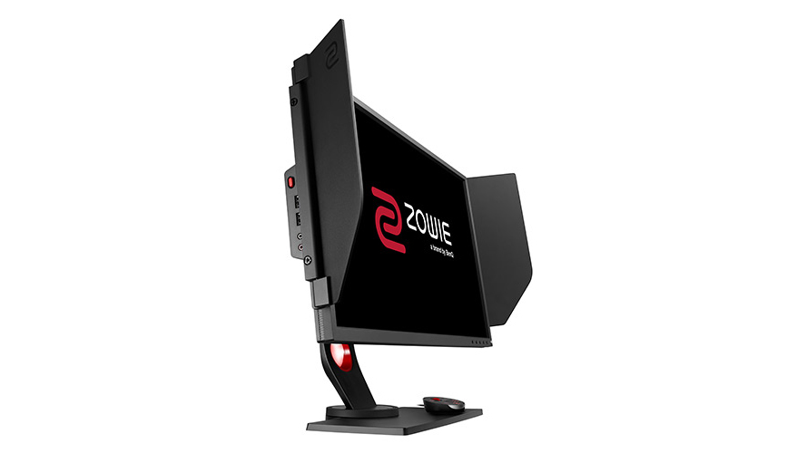 BenQ、集中力を高めるシールド付きの240Hz表示対応高速ゲーミング