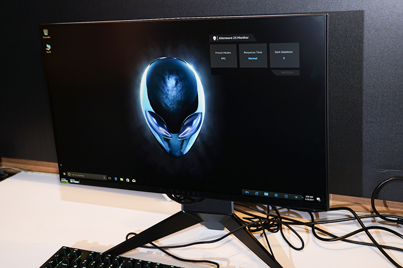 Dell alienware aw2723df. Монитор Alienware aw2518h. Dell Alienware 240hz. Alienware монитор 240 Герц. Dell Alienware aw2518hf (240hz).