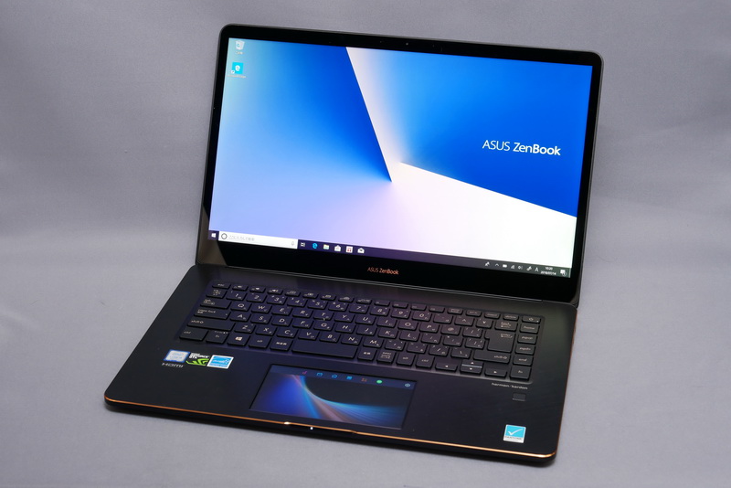 Hothotレビュー フルhd液晶タッチパッドが異彩を放つクリエイター向け15型スリムノート Asus Zenbook Pro 15 Pc Watch