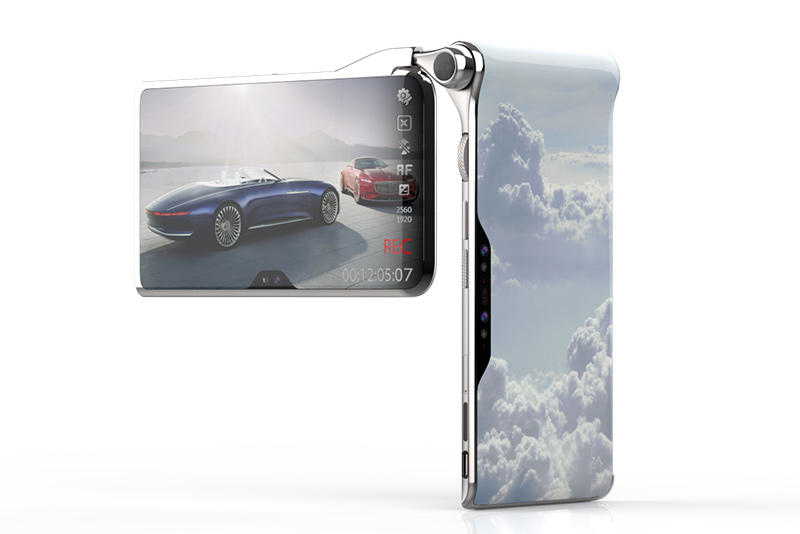 やじうまPC Watch】トリプルディスプレイにSnapdragon 855×2搭載の