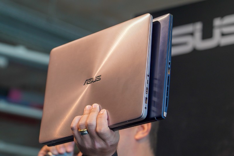 イベントレポート】ASUS、狭額縁液晶で一回り小さくなった「ZenBook 13