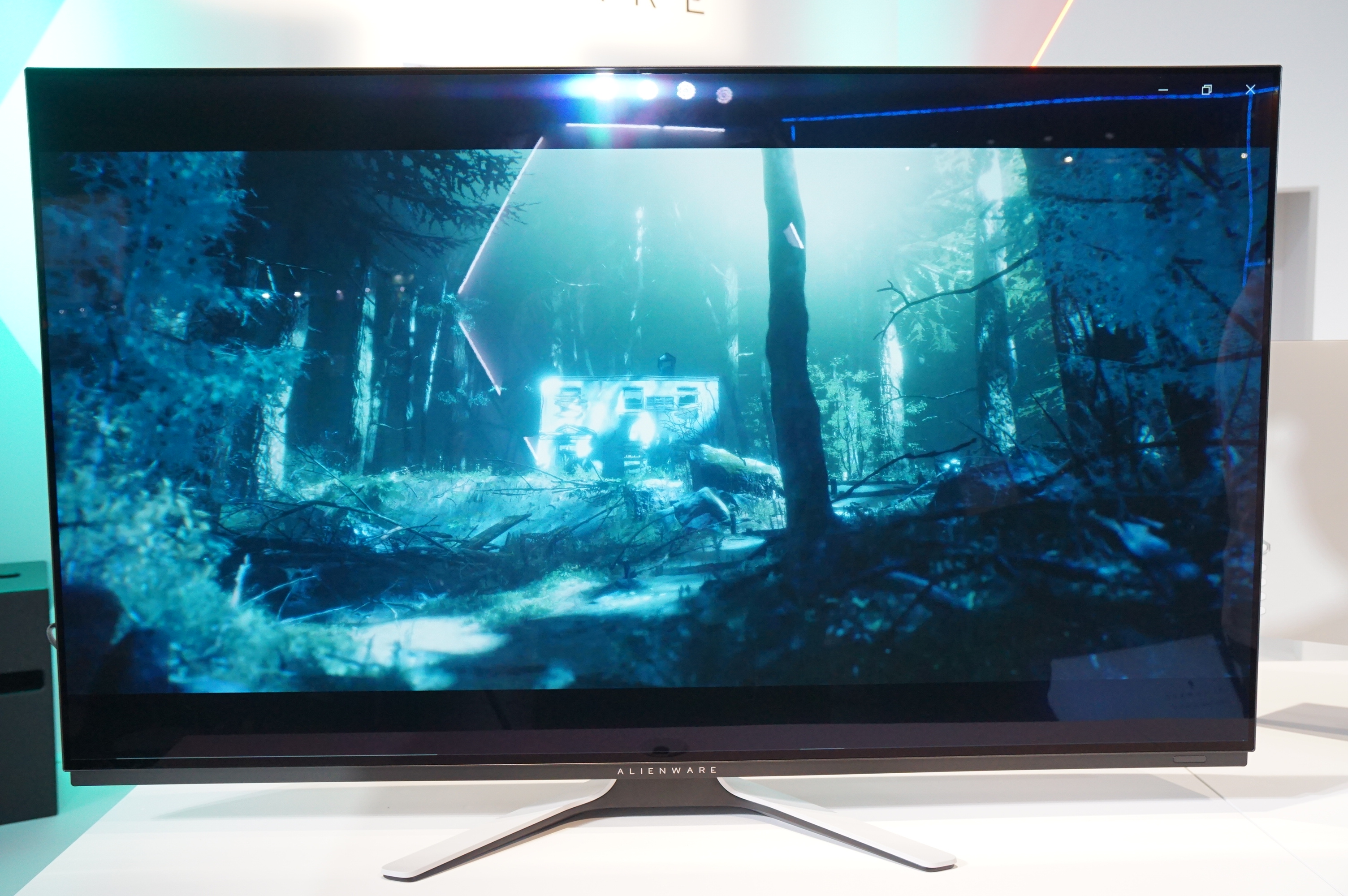 TGS 2019】ALIENWAREから55型4K OLEDディスプレイが登場。0.5msの高速