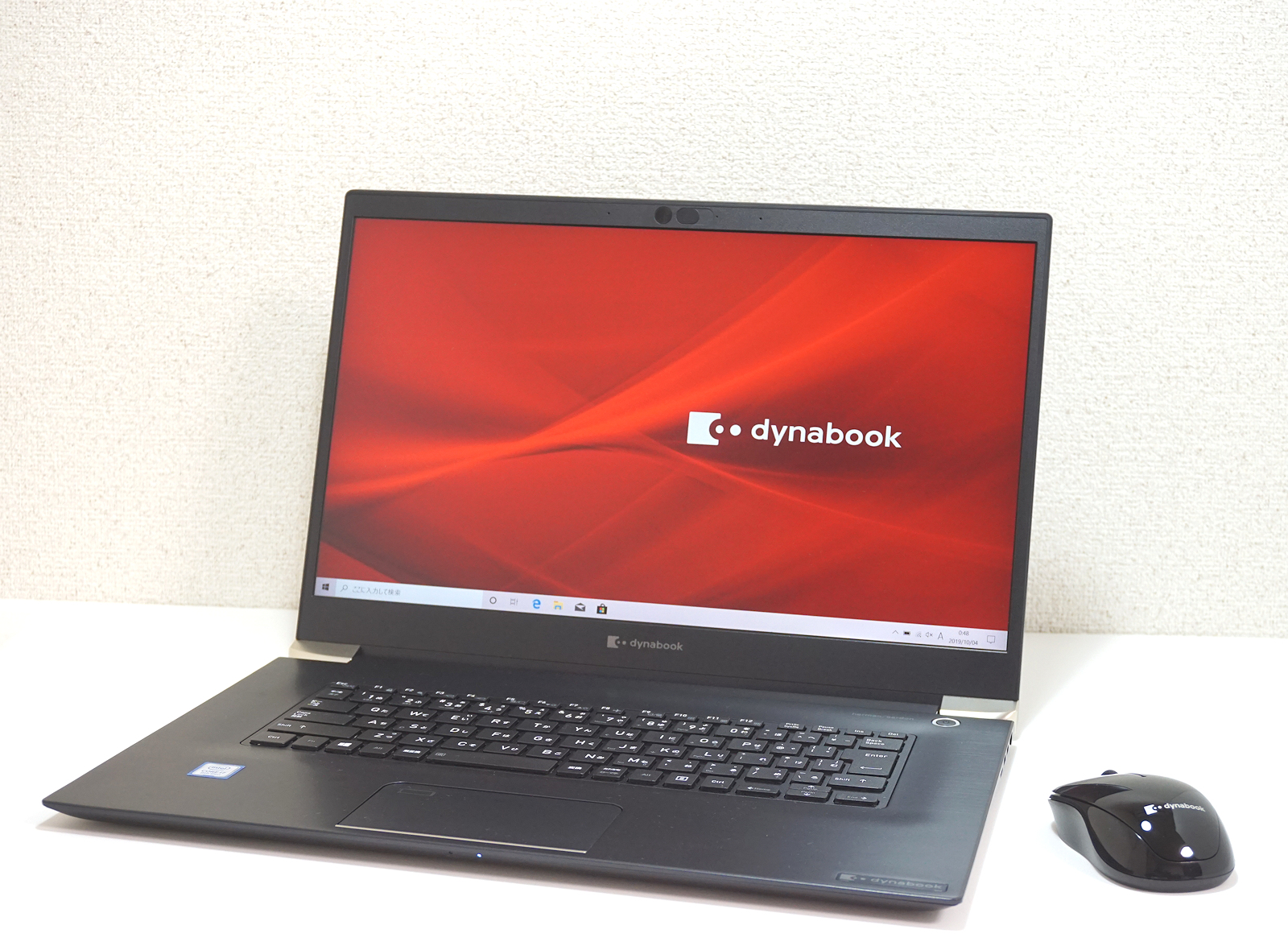 Hothotレビュー 15 6型でもモバイルできる1 399kgのクラムシェル Dynabook Z8 を試す Pc Watch