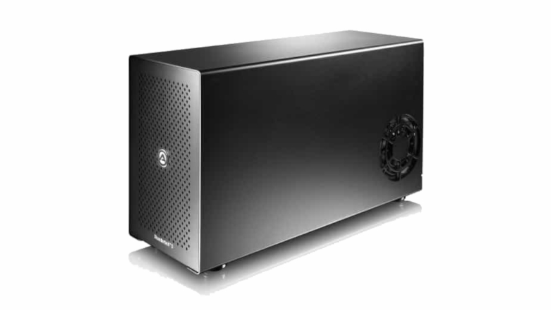 300mm超のカードも搭載可能な外付けGPUボックス - PC Watch