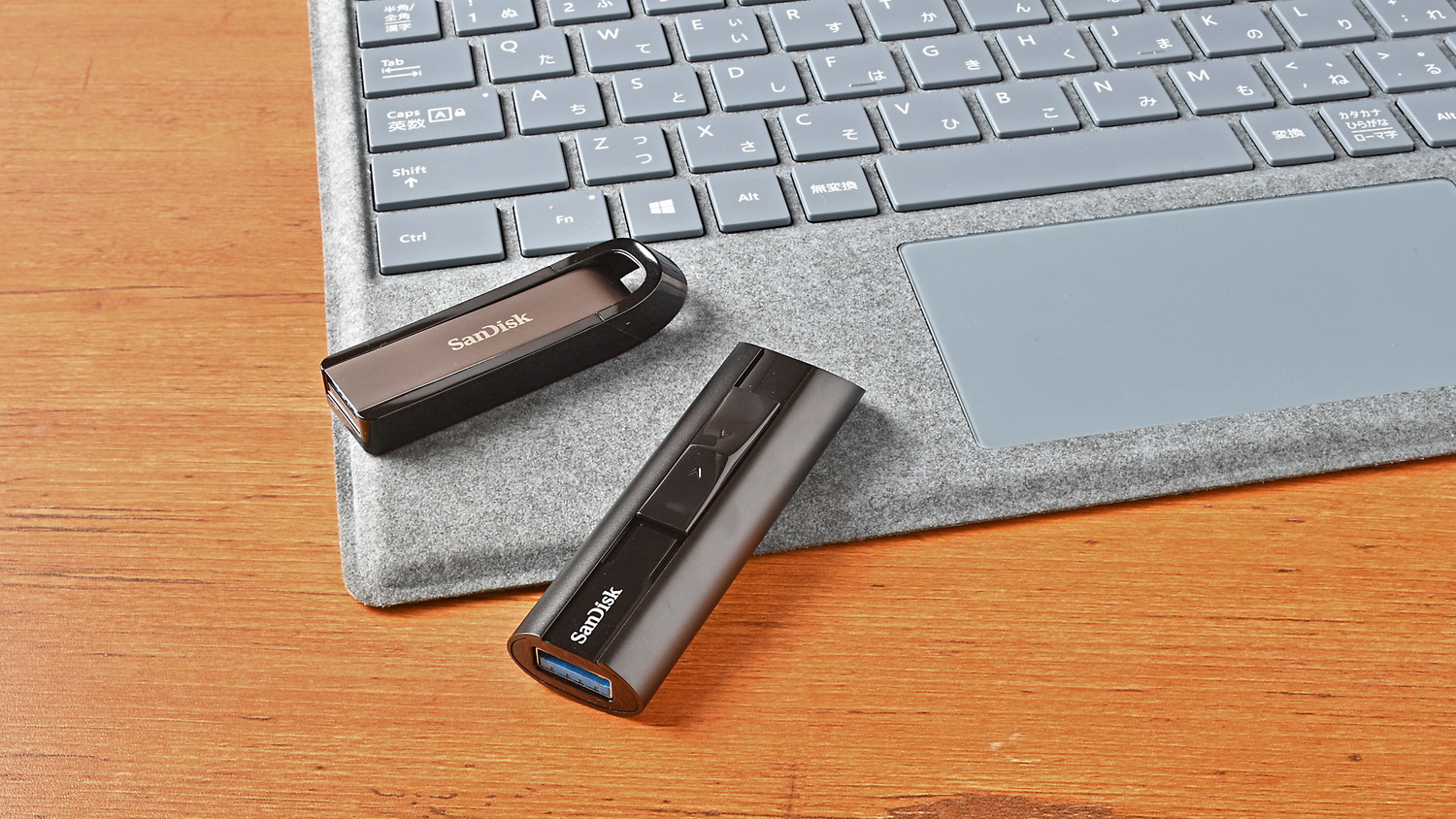 最新USBメモリってSSDとどちらが速い? 何回抜き差しできる? いきなり抜いてOK? ウエスタンデジタルに聞いてみた ～耐久性を高める設計や