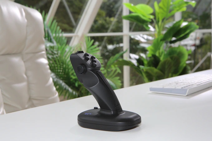 ジョイスティック型の空中マウス「Nextick」がクラウドファンディング