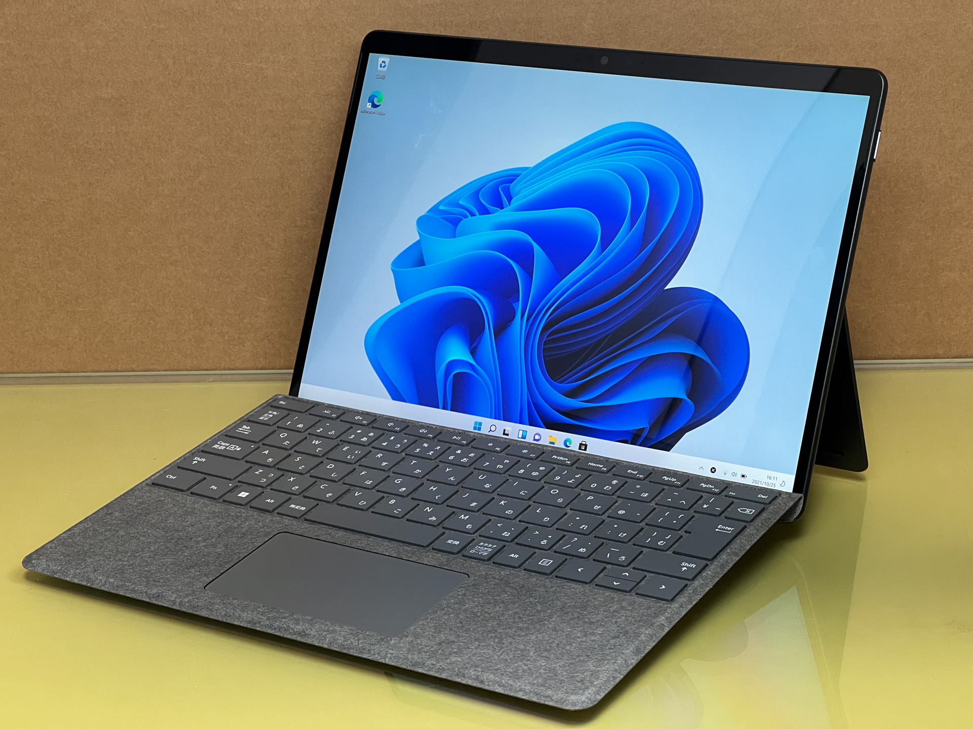 マイクロソフト Surface Pro 8 プラチナ キーボード付 オフィス無-silversky-lifesciences.com