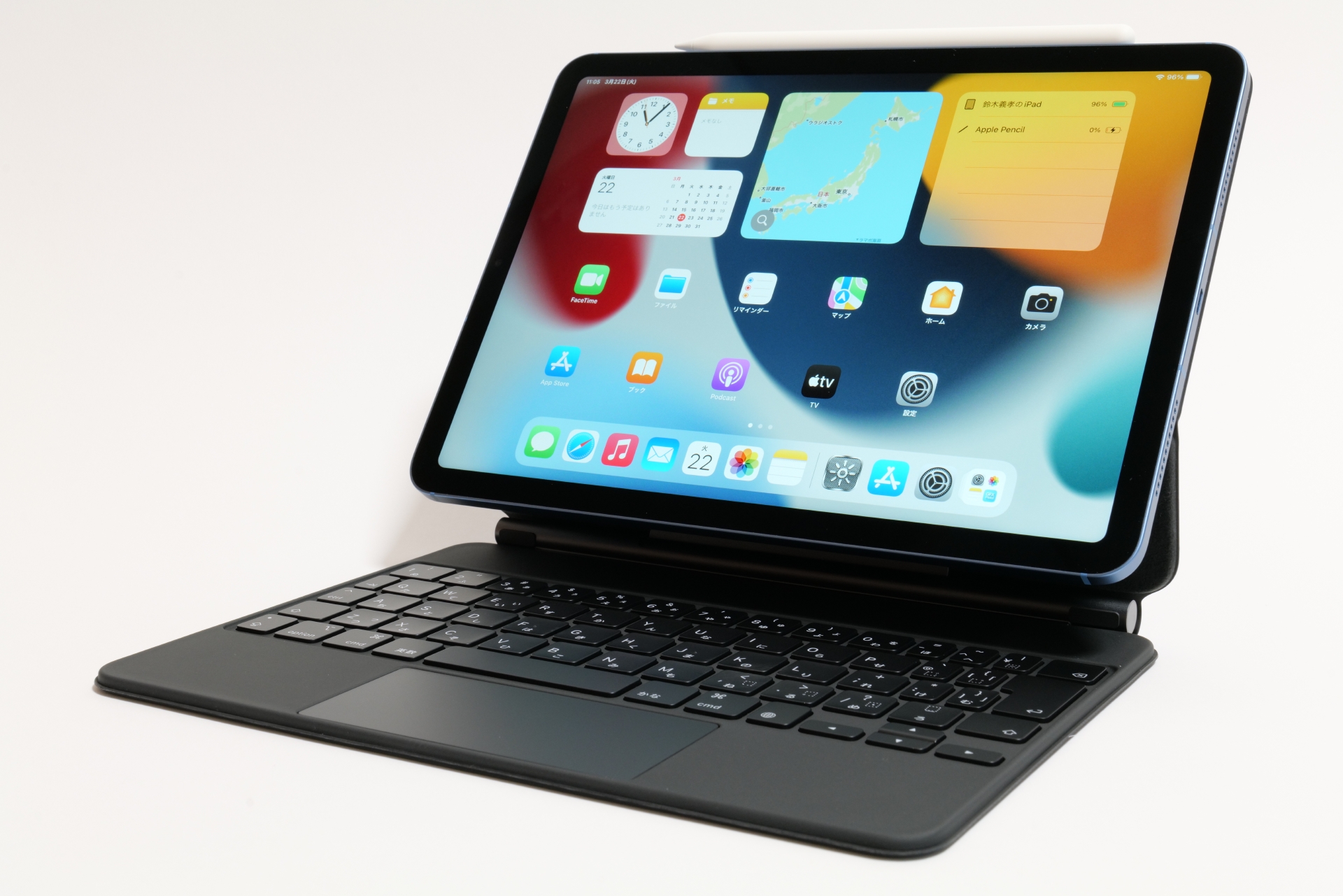 Hothotレビュー】iPad Air(第5世代)は、機能は割り切っても処理性能にこだわりたい人に絶好の1台 - PC Watch