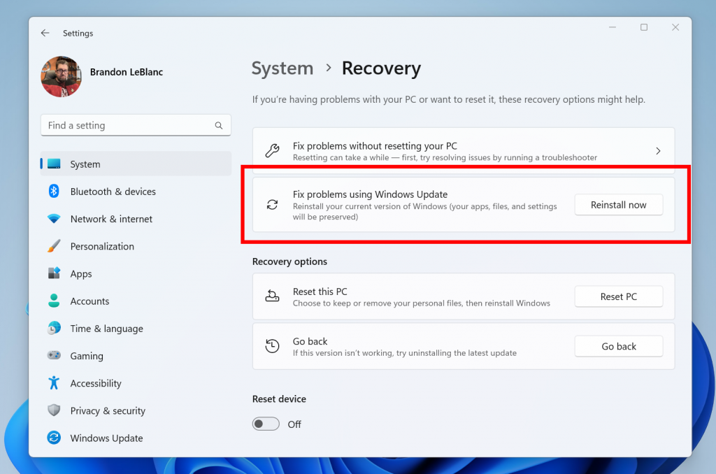 Windows Update introduces PC recovery function and updated emoji appearance