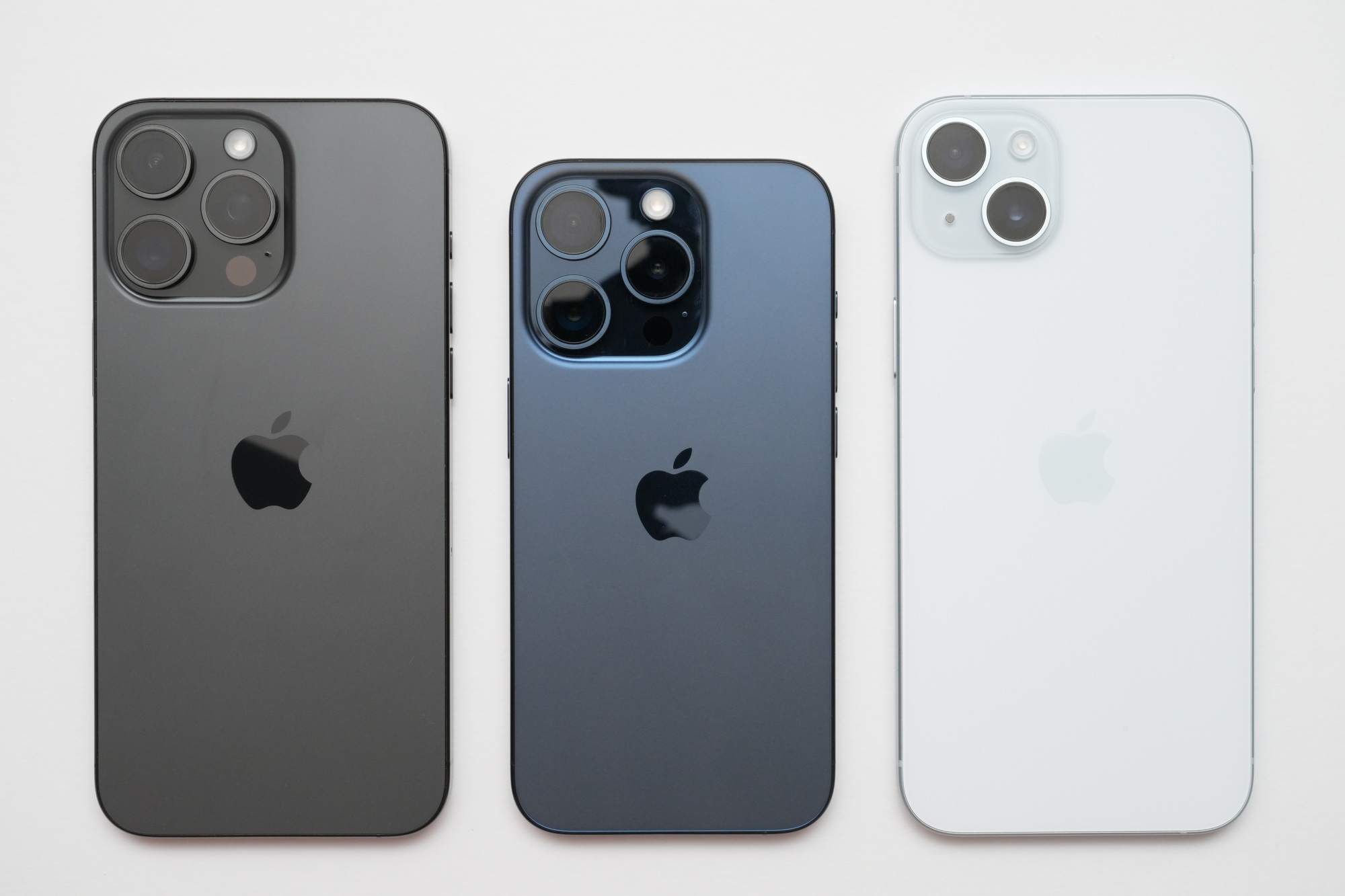 Hothotレビュー】iPhone 15 Pro Max/Pro/Plusを3機種入手。まとめて