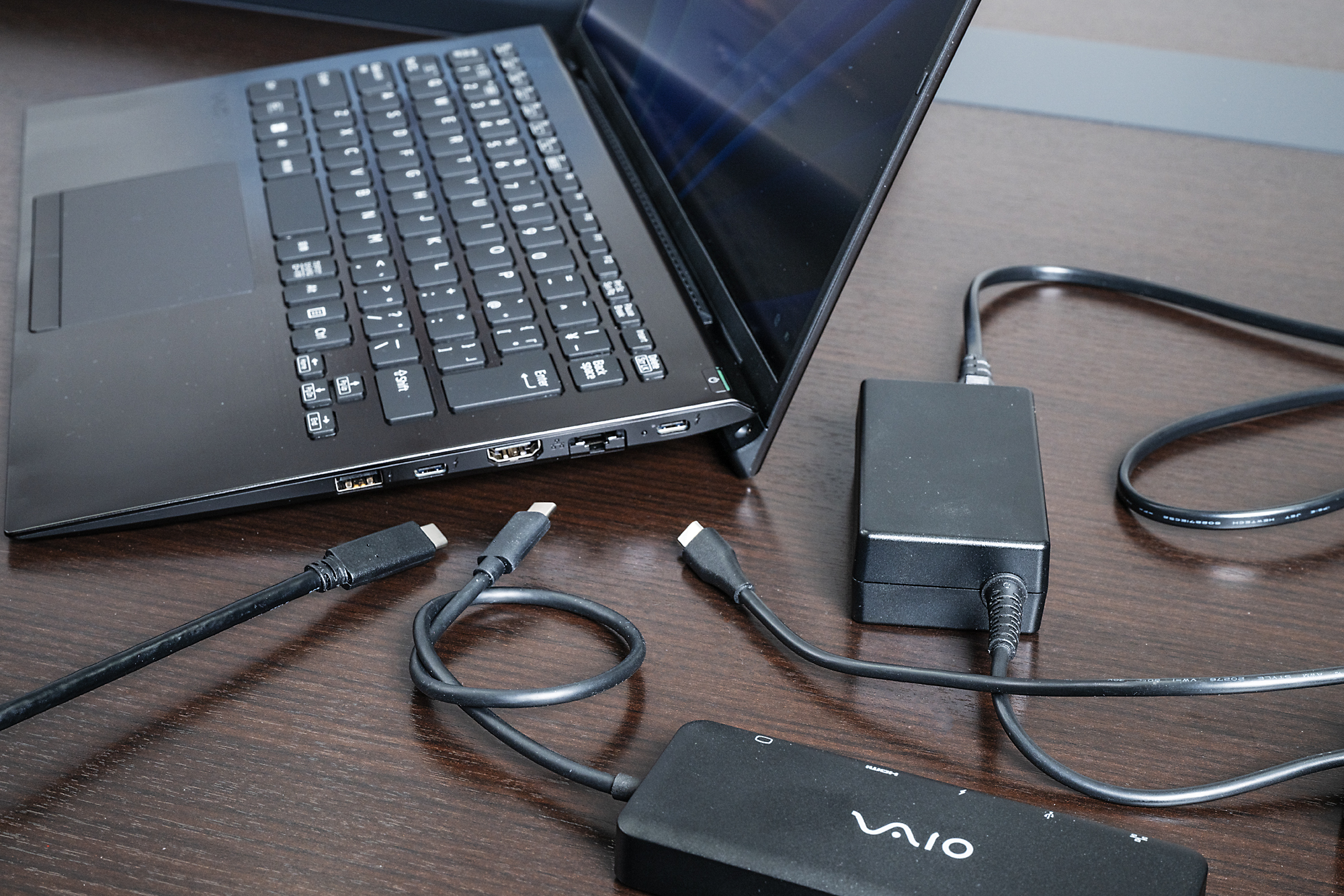 教えてVAIO】開発者に教わってきた、USB Type-Cケーブルのトラブル回避方法 - PC Watch[Sponsored]